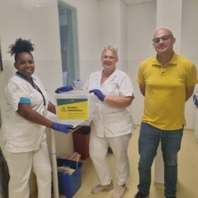 𝗨𝗻𝗶𝗲𝗸𝗲 𝘀𝗮𝗺𝗲𝗻𝘄𝗲𝗿𝗸𝗶𝗻𝗴: 𝗽𝗮𝘁𝗶ë𝗻𝘁𝗲𝗻 𝗼𝗽 𝗕𝗼𝗻𝗮𝗶𝗿𝗲 𝗸𝘂𝗻𝗻𝗲𝗻 𝗻𝘂 𝗹𝗼𝗸𝗮𝗮𝗹 𝗯𝗲𝗵𝗮𝗻𝗱𝗲𝗹𝗱 𝘄𝗼𝗿𝗱𝗲𝗻 𝗺𝗲𝘁 𝗰𝘆𝘁𝗼𝘀𝘁𝗮𝘁𝗶𝗰𝗮